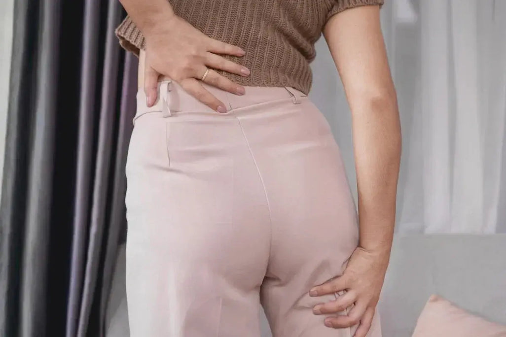 Hip Pain Natural Remedies: What Actually Works — And the Layer Most Women Over 40 Are Missing Umicellar
