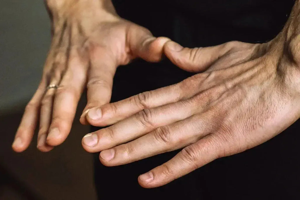Can Arthritis in Fingers Be Reversed? Natural and Non-Surgical Ways to Manage It Umicellar