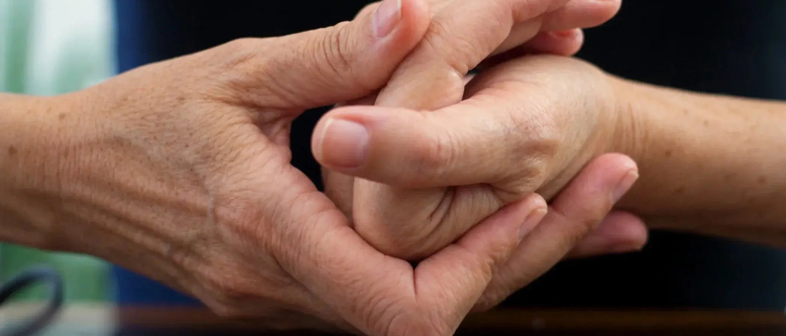 Knuckle and Finger Joint Pain: Causes and What Helps